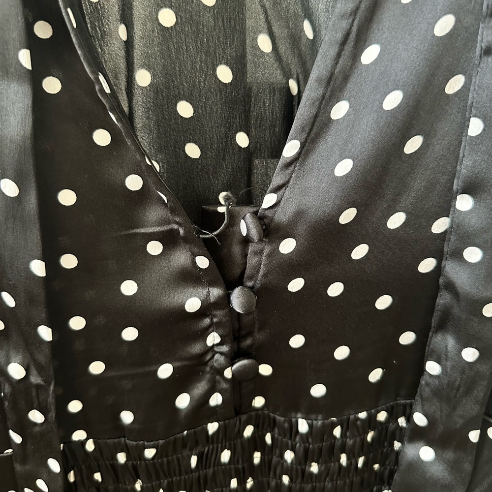 ASOS Black Polka Dot Puff Sleeve Midi Dress - Picture 8 of 8